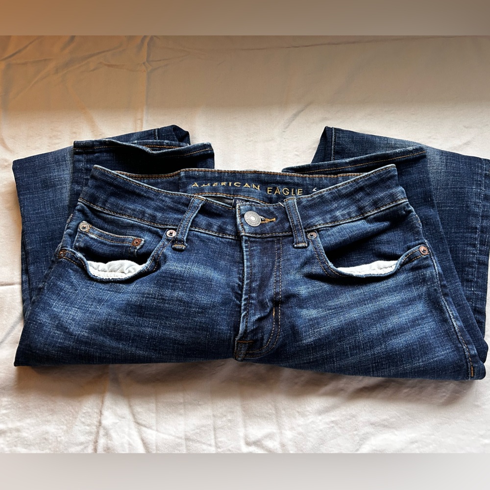 American Eagle: Men’s slim straight. Size: 28x32